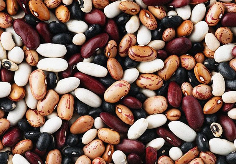 10 Foods That Cause Bloating (and the Alternatives That Won’t Leave You Unbuttoning Your Jeans)