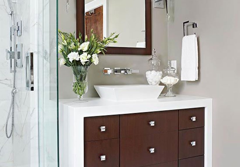15 Before-and-After Bathroom Remodels to Inspire Your Design