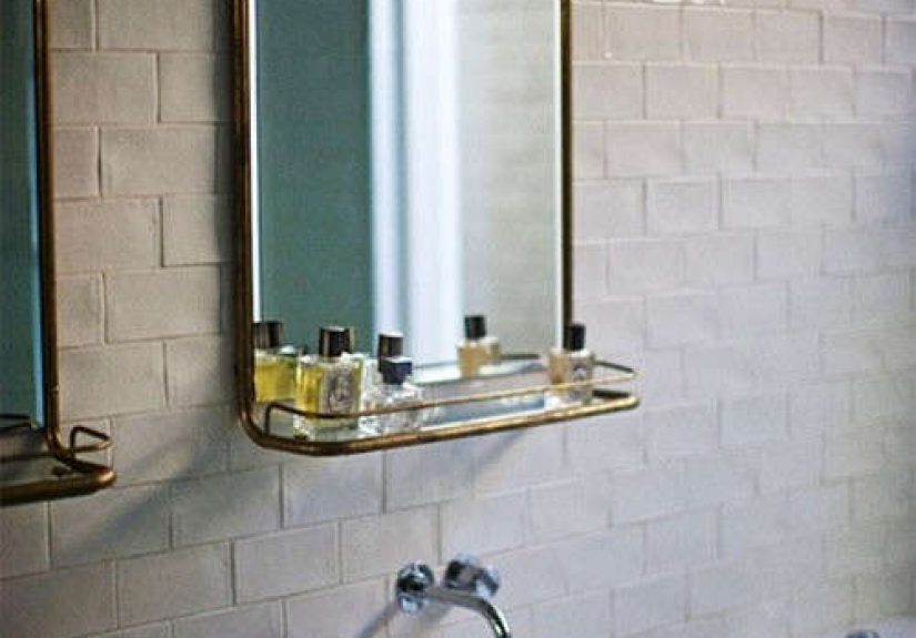 Design Sleuth: 5 Bathroom Mirrors with Shelves