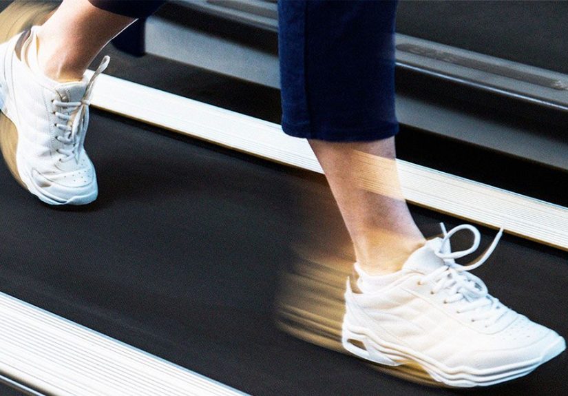 Diabetic neuropathy in the feet: Symptoms, diagnosis, and management