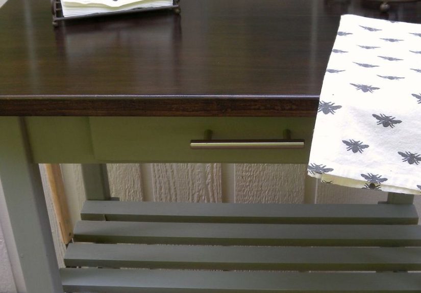 Garage sale grill cart makeover