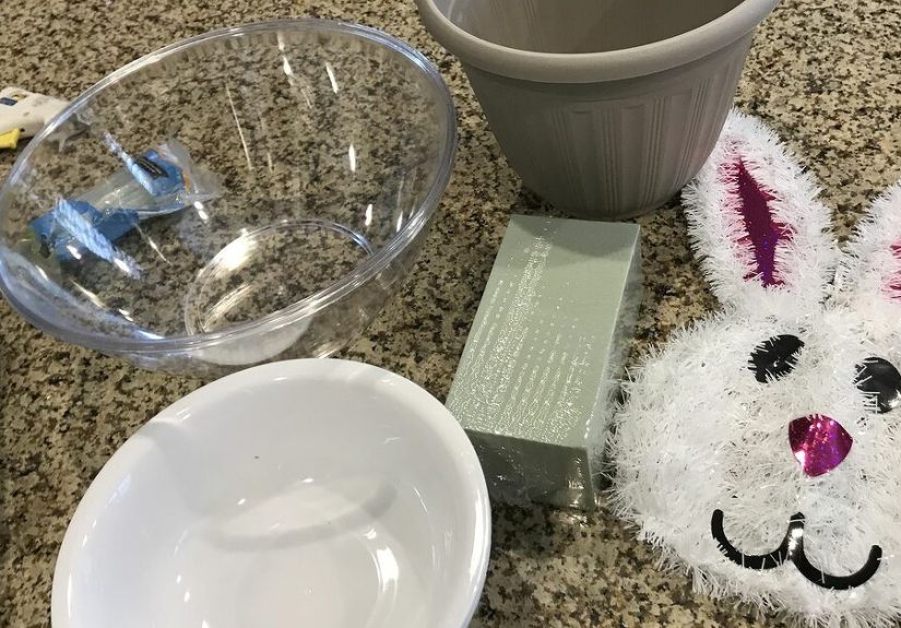 How to Make a DIY Bunny Topiary DIY