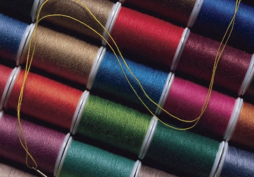 How to Make Bracelets With Sewing Thread