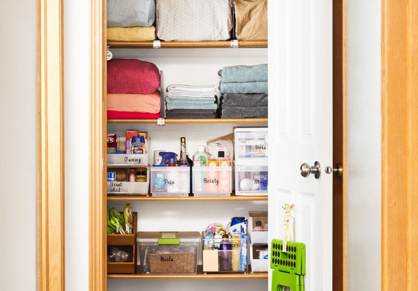 How to Organize a Small Closet with Smart Storage