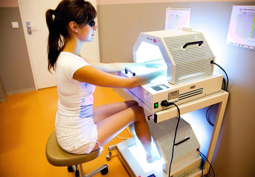 Phototherapy for Psoriasis Treatment: Types, Purpose, Risks