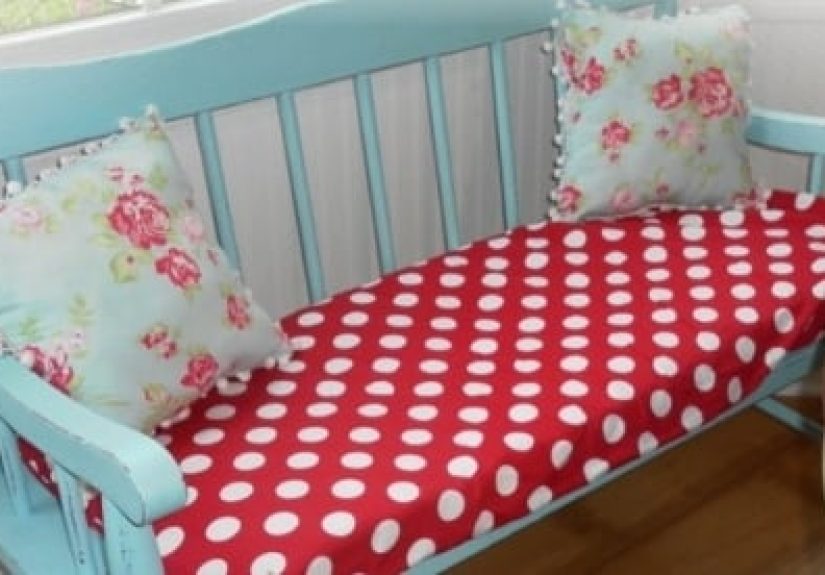 Red and Turquoise Country Kitchen