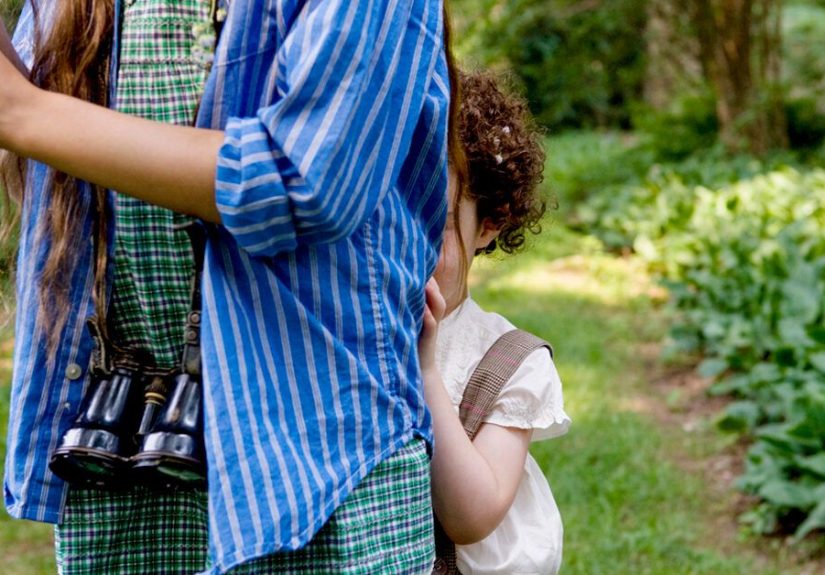 Shyness: Causes, Signs, and Treatment