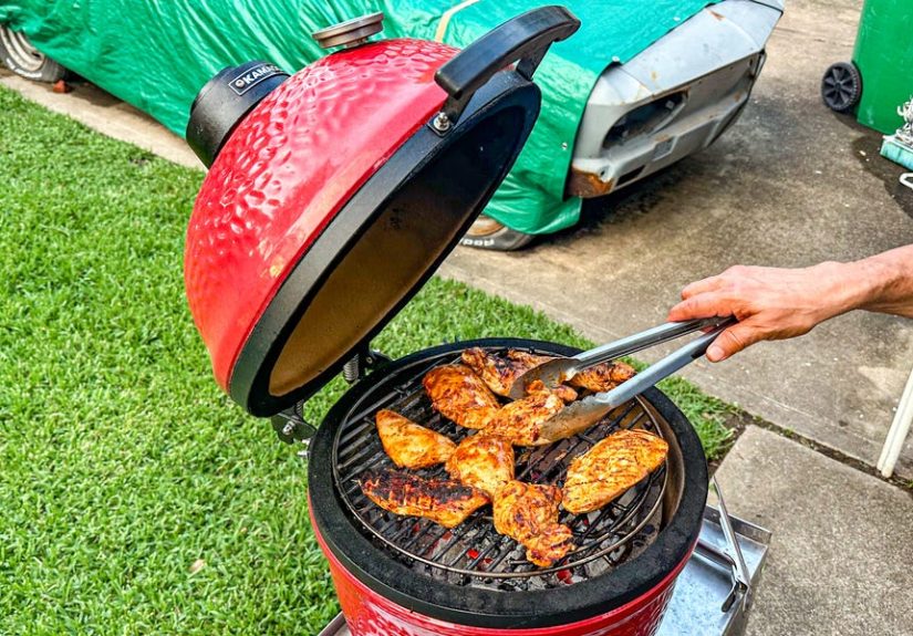 The Kamado Joe Joe Jr., Tested and Reviewed 2025