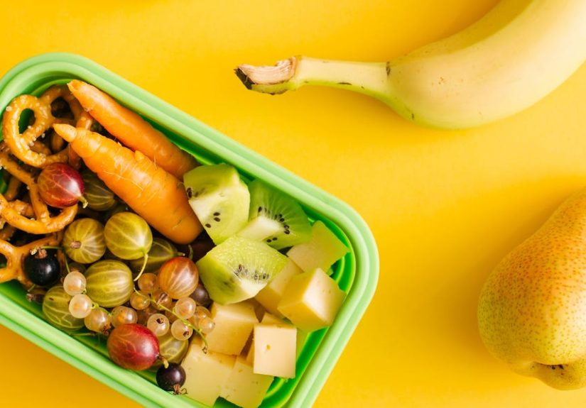 20 Healthy Beach Snacks - Easy Foods to Bring to the Beach