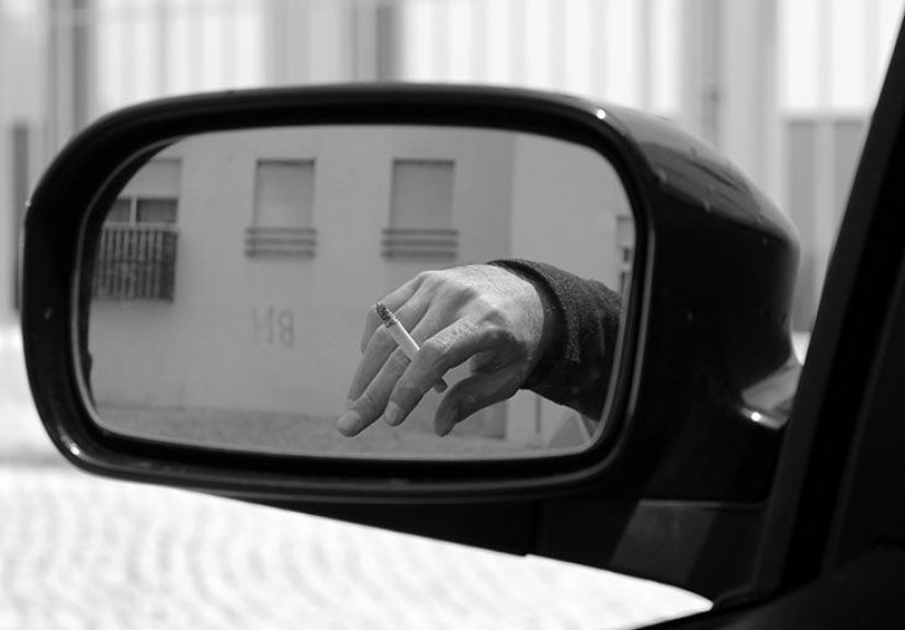 How Smoking Affects Your Looks: Skin and More