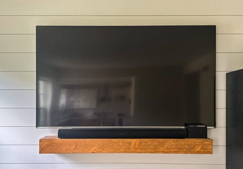 How to Find The Right Height For Your TV