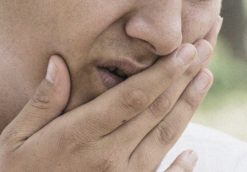 Labial Frenulum Tear: First Aid and When to Seek Help