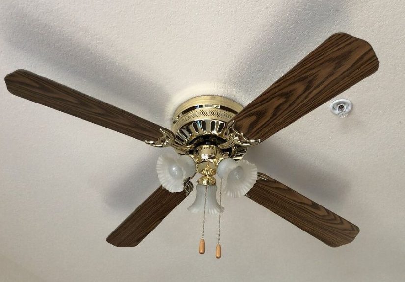 Old Ceiling Fan Makeover Idea on a Budget DIY
