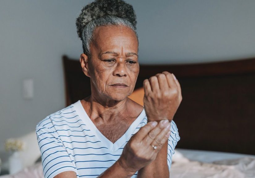 Tendonitis vs. Carpal Tunnel: Symptoms, Causes, Treatment