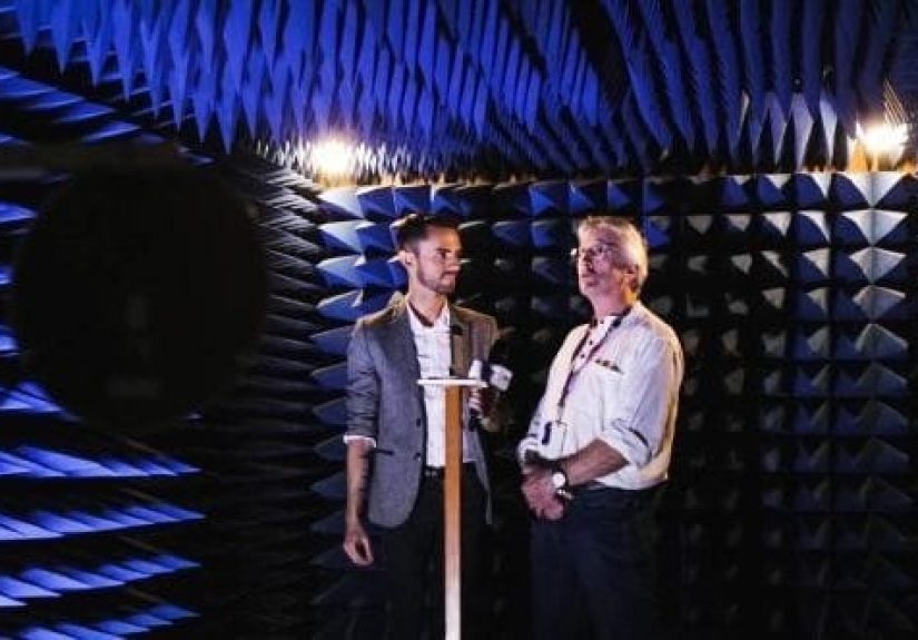 10 Bizarre Secret Laboratories