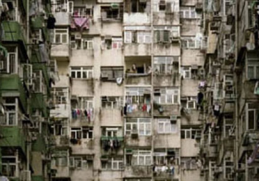 10 Unusual Things People Built Homes From