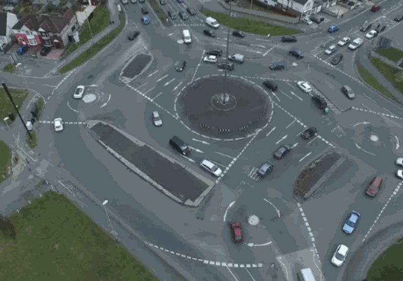 7 of the World's Wackiest Interchanges and Intersections