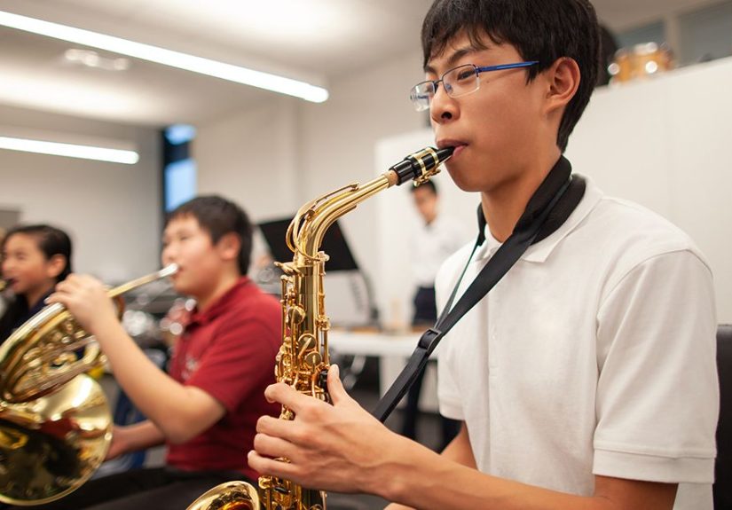 ADHD and Music Lessons: Pros, Cons, and Types of Activities