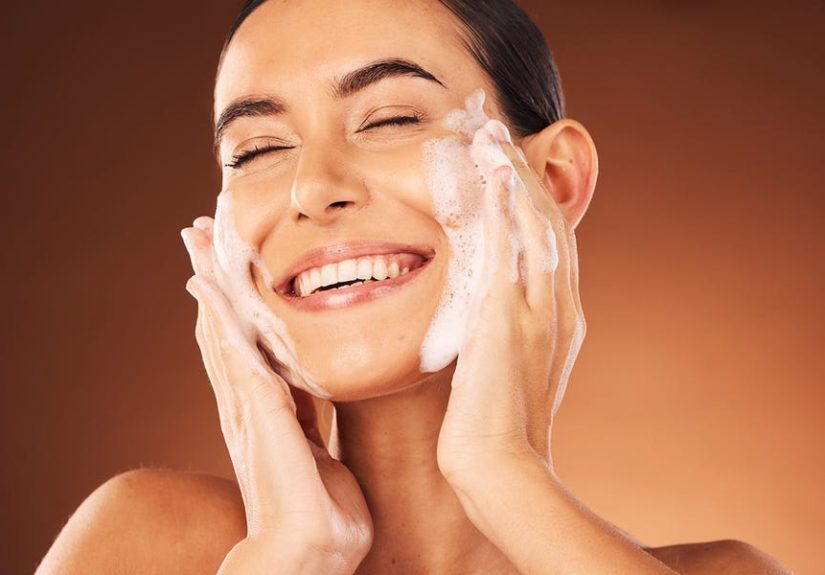 Our Honest Review of Olay’s Cleansing Melts Facial Cleanser