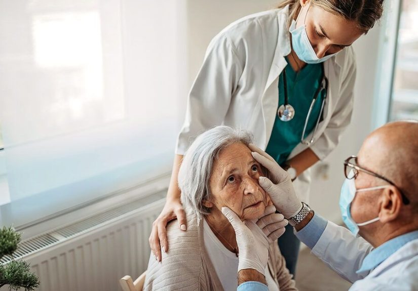 Ptosis: Droopy Eyelid Causes, Symptoms, and Treatment