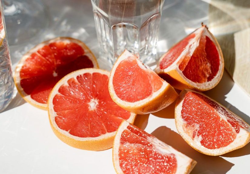 The Grapefruit Diet Review: Pros and Cons