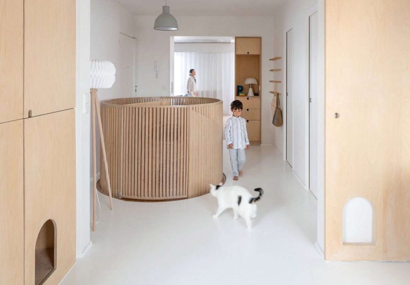 Très Chic: A Smart, Stylish Parisian Apartment Designed for a Young Family (and Cat, Too)