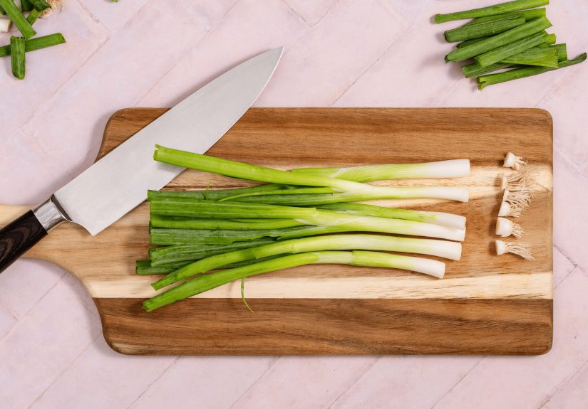 17 Fruit and Vegetable Scraps You Shouldn’t Tossand What to Do with Them Instead