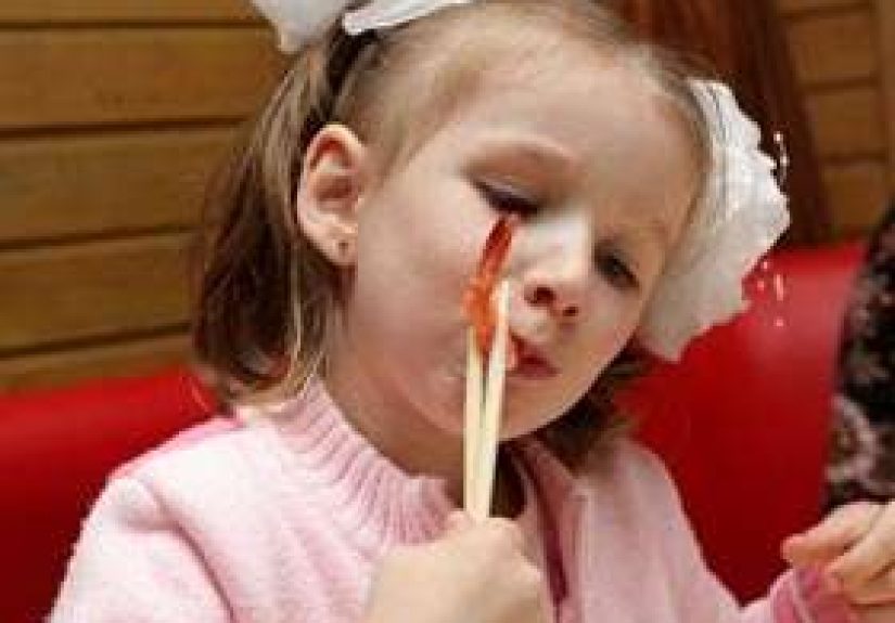 #202 Pulling a Shrimp Out of Its Shell With Your Teeth Without the Tail Breaking Off - 1000 Awesome Things