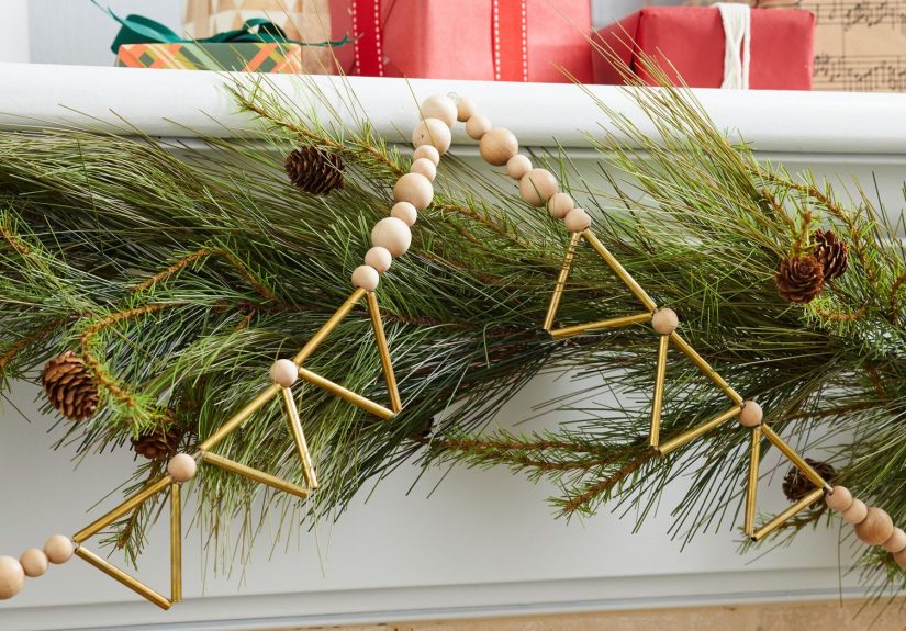 60 DIY Christmas Decorations to Bring the Holiday Spirit to Your Home