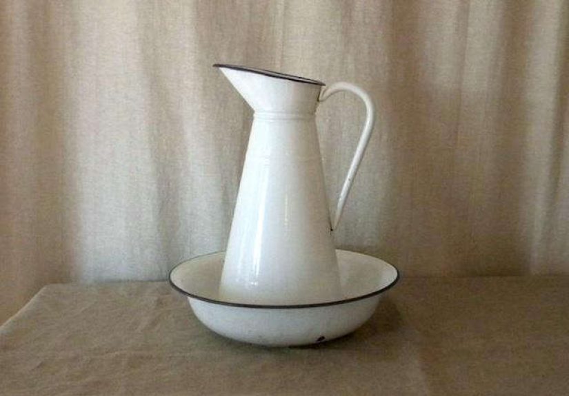 Antiques & Vintage: La Pomme in France