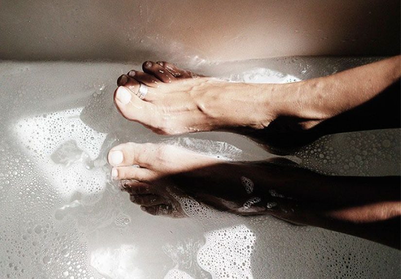 Can baths worsen urinary tract infections (UTIs)? What to consider