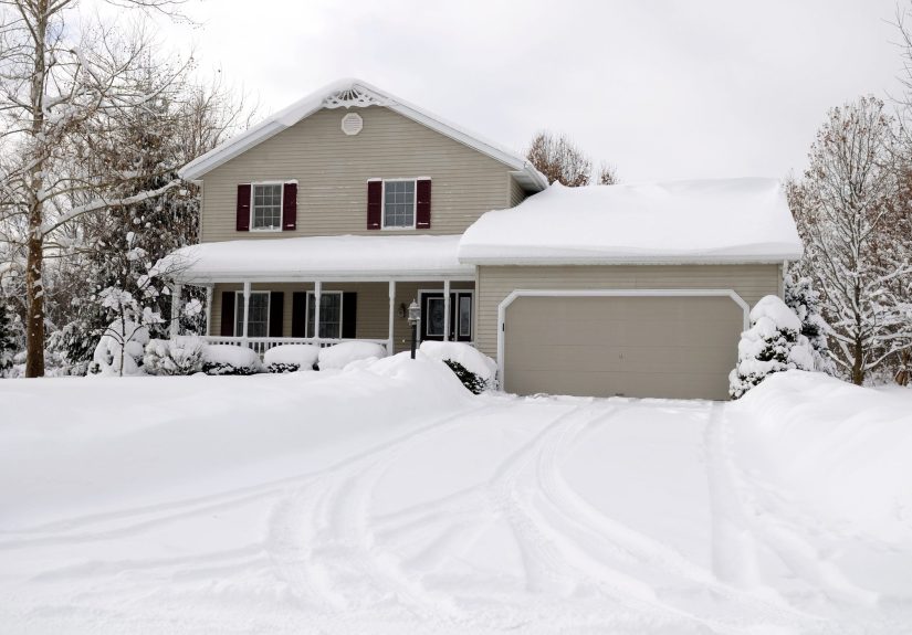 Can You Remove Snow From the Driveway Without a Shovel?