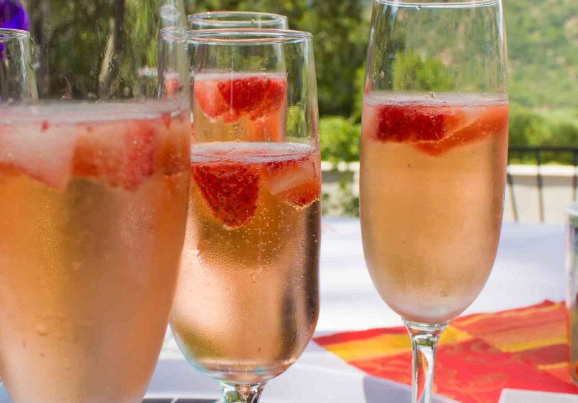 German Strawberry Punch Recipe