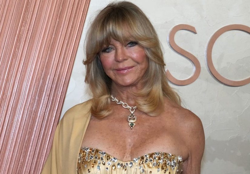Goldie Hawn Wore This Exact Makeup at the 2025 Oscars
