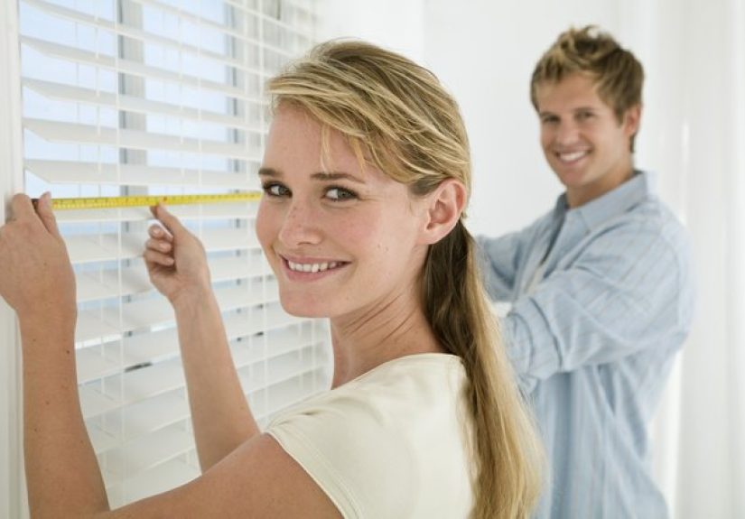 How to Measure Glass for a Window