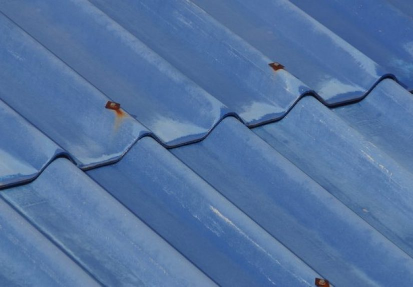 How to Roller-Paint a Roof