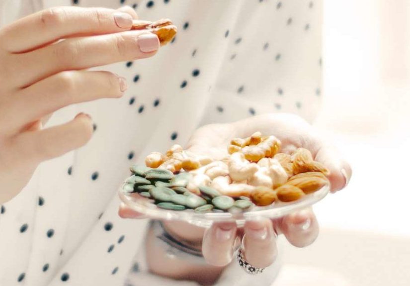 Magnesium: Health Benefits, Deficiency, Sources, and Risks