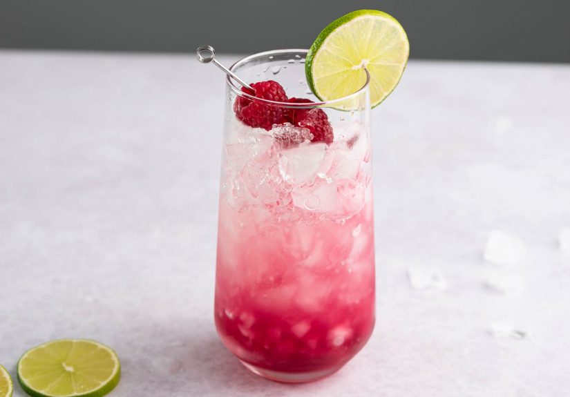 The Blackberry Bramble Mocktail Recipe: A Bright, Jammy Twist on a Modern Classic