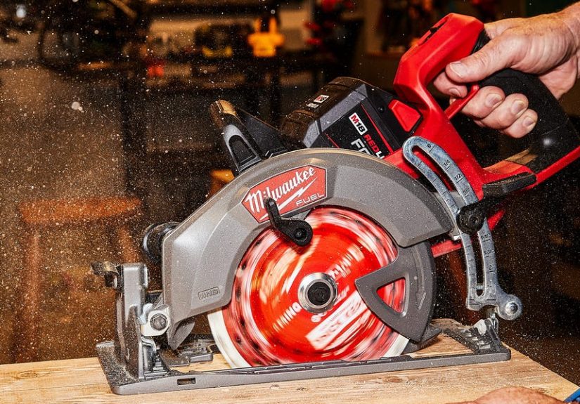 The Milwaukee 2930 Rear-Handle Circular Saw, Tested by Popular Mechanics