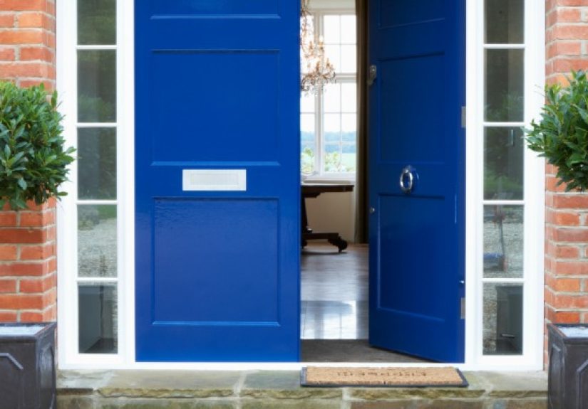 Welcome to the #ShutTheFrontDoorDIY Party!