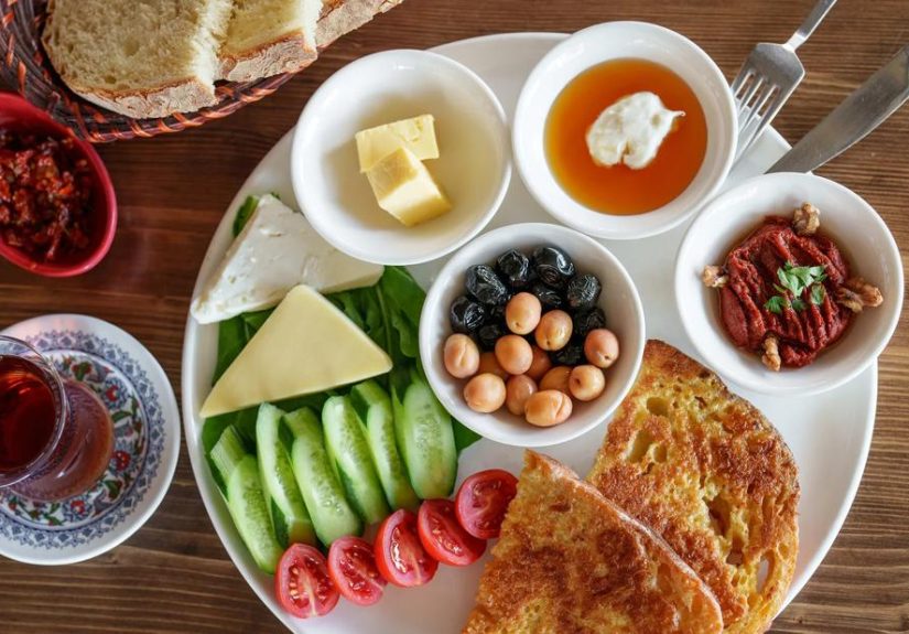 What Is ‘Girl Dinner’ and Is It Healthy?