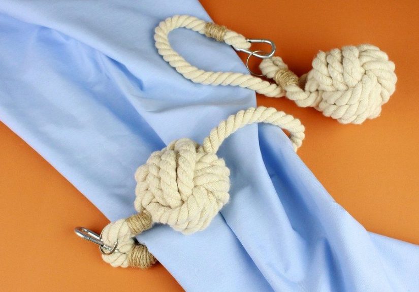DIY Nautical Curtain Tie Backs Monkey Fist Knot