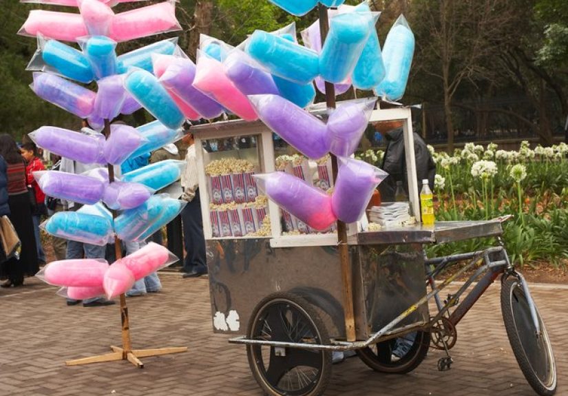 How to Make Cotton Balls Look Like Cotton Candy