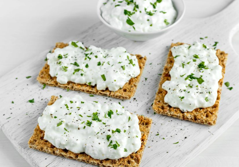 Is Cottage Cheese a Nutritious Bedtime Snack?