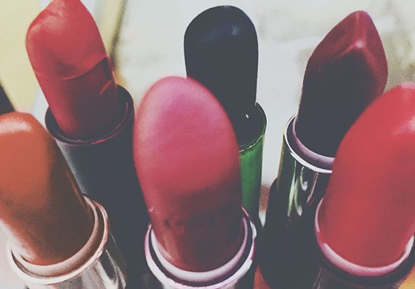 Lip lifts: Types, results, what to expect