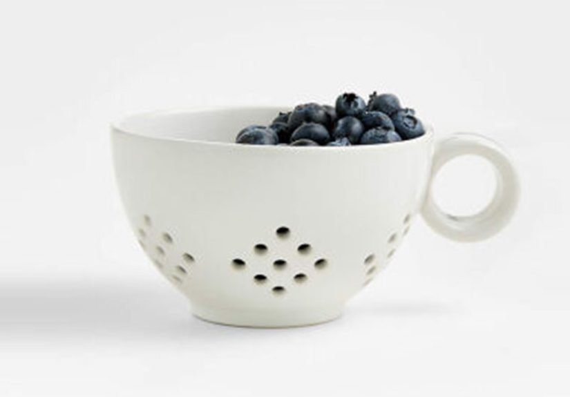 Matte White Berry Colander Mug